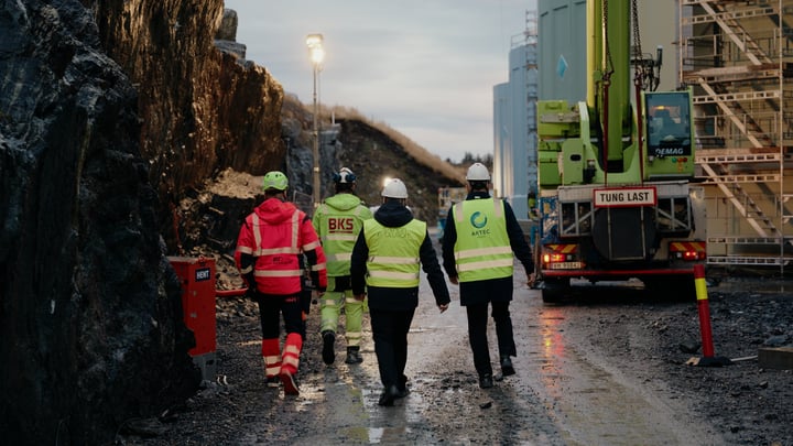 C0005.00_10_54_12.Still001