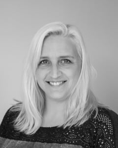 Karina-svart-hvitt-komprimert